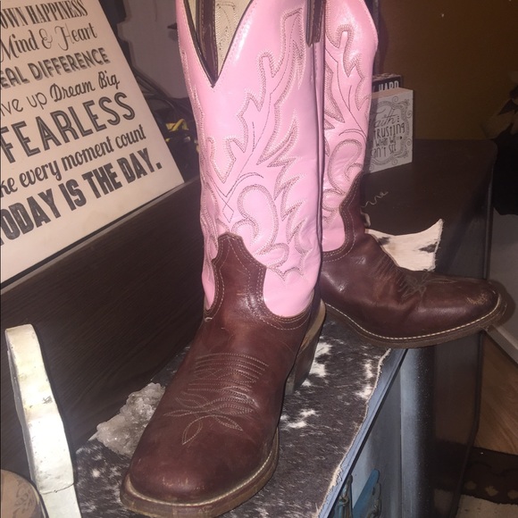 Boulet Shoes - 9 C Cowgirl Boots! GUC Boulet Brand.